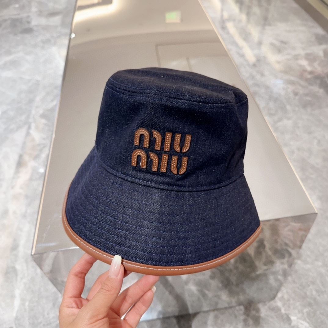 Miu Miu Caps